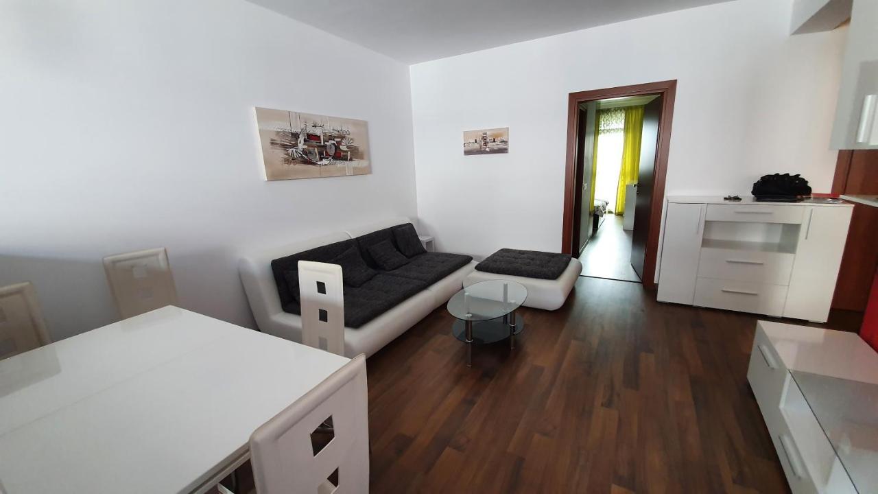 Apartament Cu 3 Camere In Militari Residence Chiajna エクステリア 写真